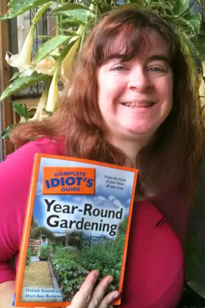 Book cover: The Complete Idiot’s Guide to Year-Round Gardening